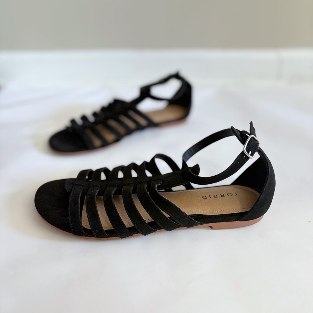Torrid Black Strappy Flat Gladiator-Style Sandals Size 9W